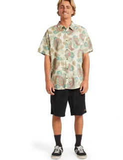 Billabong Sunday Short Sleeve Shirt in Desert