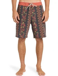 BILLABONG Sundays Lo Tide Boardshorts 18.5 in Black
