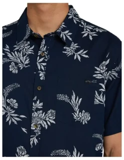 Billabong Sundays Short Sleeve Shirt True in Navy