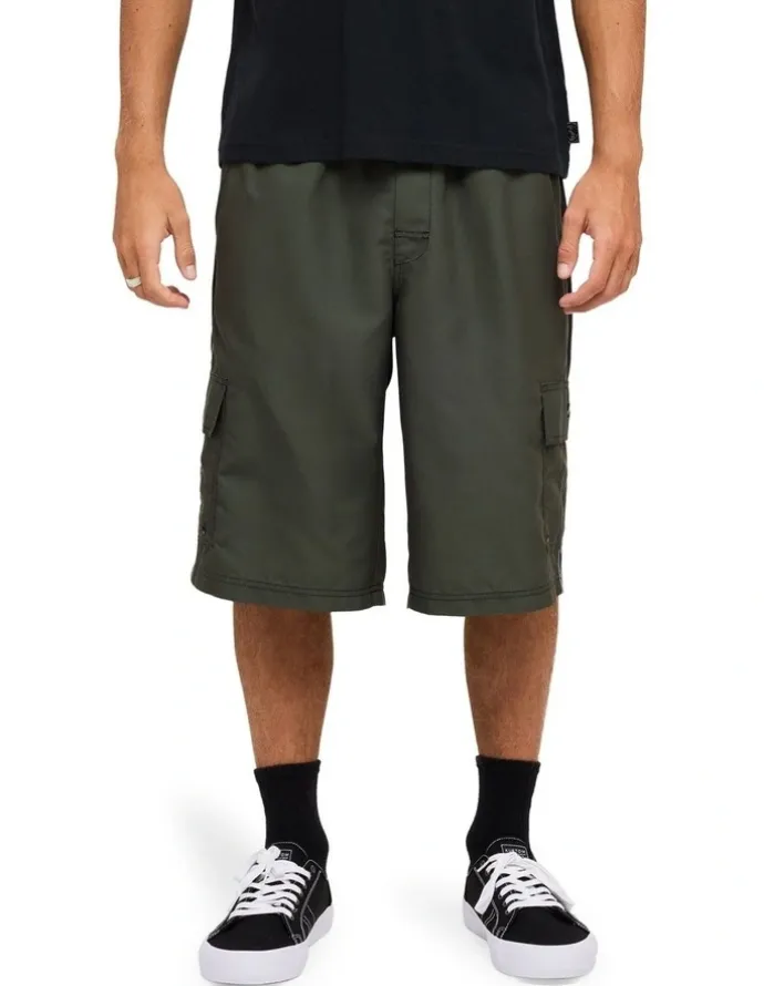 Billabong Throw On 3.0 22 Boardshorts In Forest
