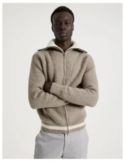 Blaq Contrast Collar Zip Through Bomber Knit in Beige