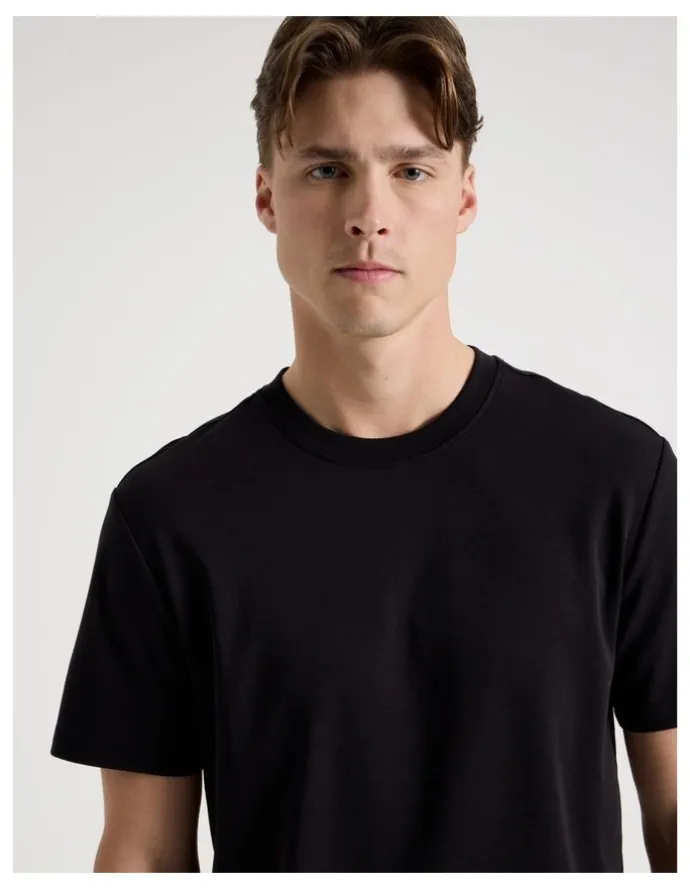 Blaq Crew Neck T/Shirt in Black