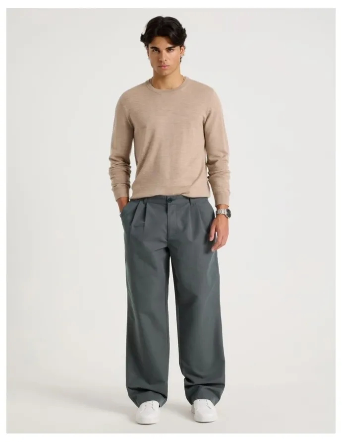 Blaq Double Pleat Tapered Fit Pants in Grey