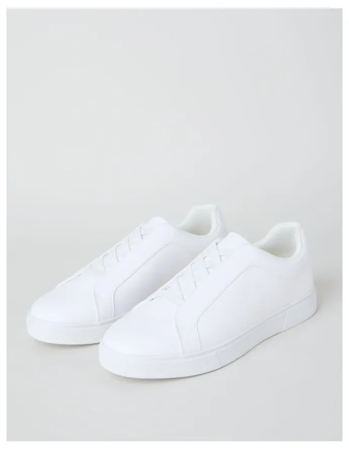 Blaq Knox Elastic Sneaker in White