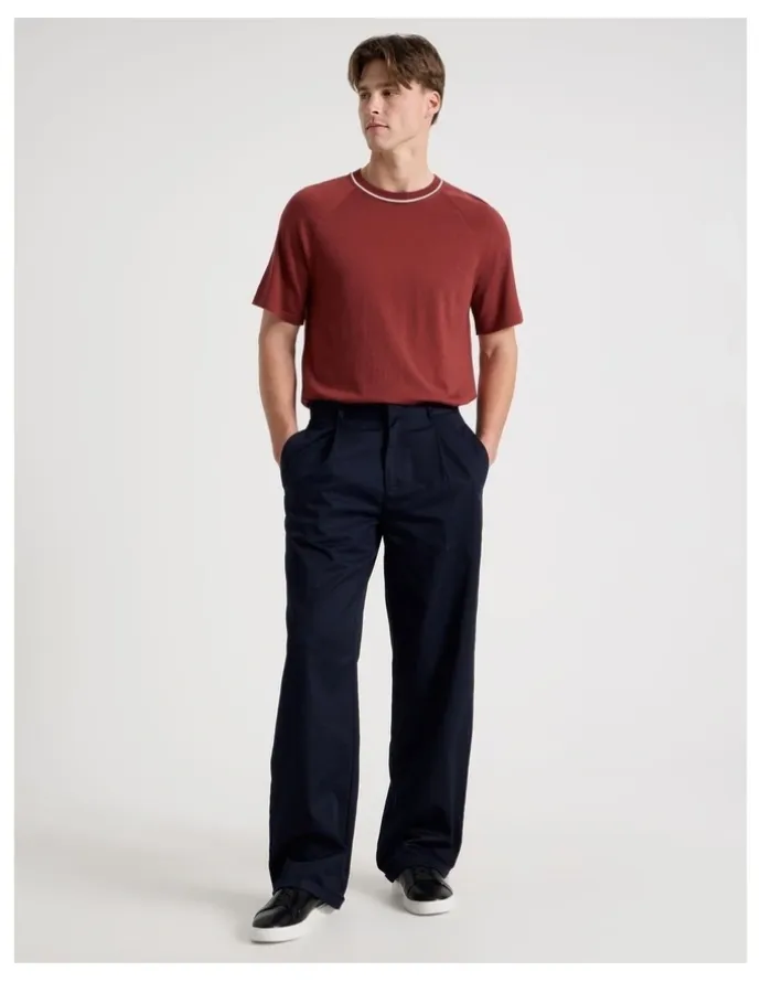 Blaq Mockneck Knit T-Shirt in Red