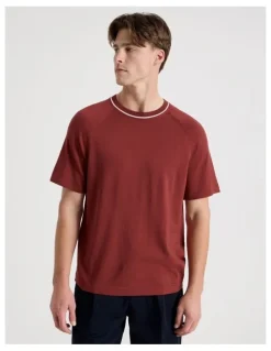 Blaq Mockneck Knit T-Shirt in Red