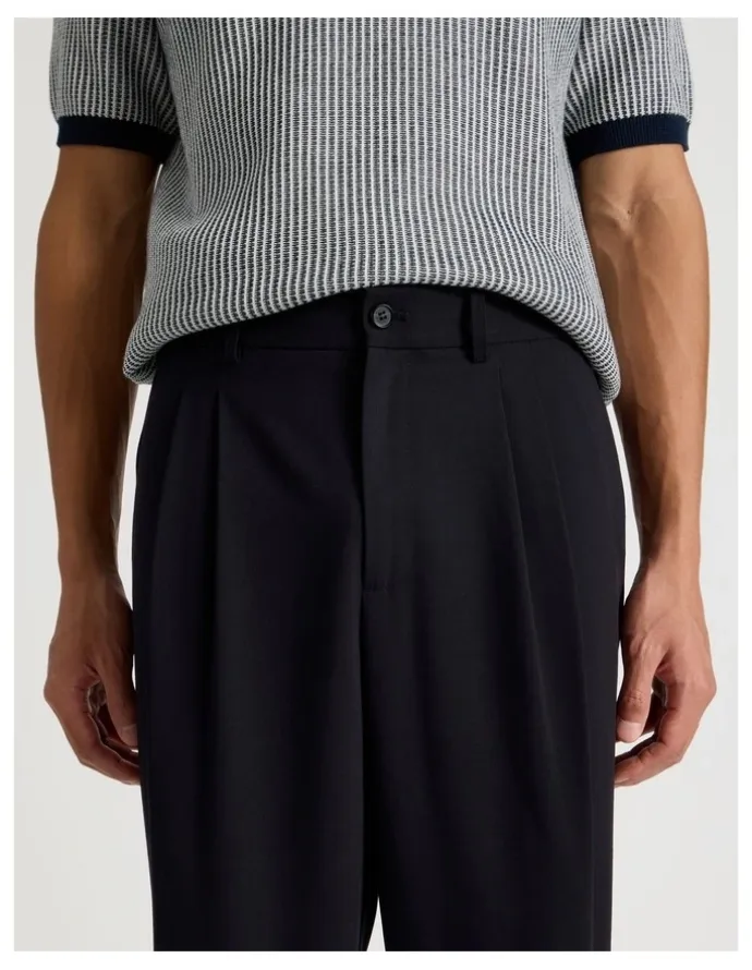 Blaq Pleated Twill Trouser in Navy