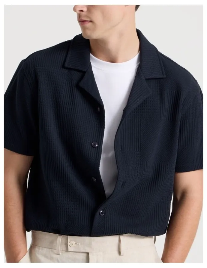 Blaq Relaxed Fit Textured Resort Collar Short Sleeve Shirt in Navy