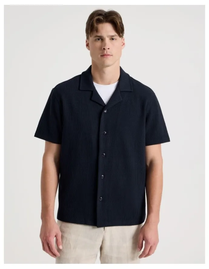 Blaq Relaxed Fit Textured Resort Collar Short Sleeve Shirt in Navy
