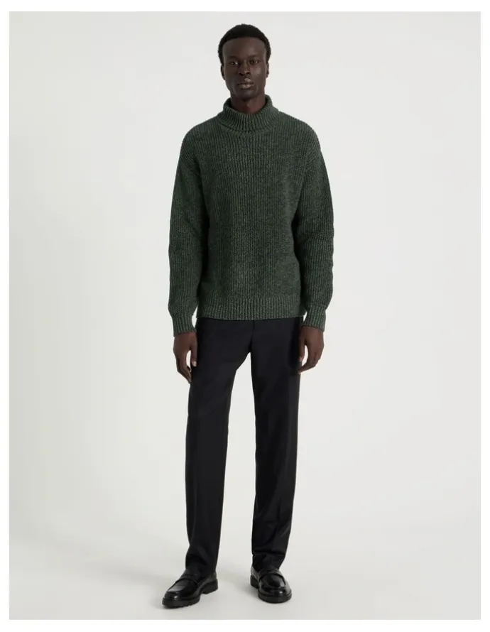 Blaq Roll Neck Knit in Green