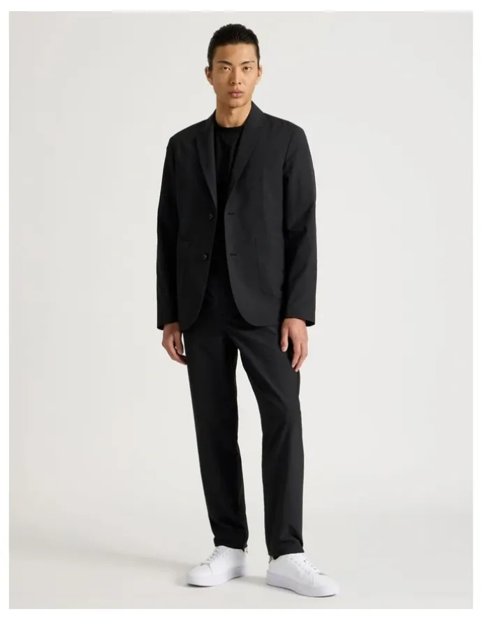 Blaq Single Breasted Tech Travel Blazer in Black