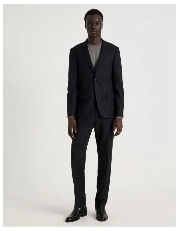Blaq Single Breasted Wool Blazer in Black