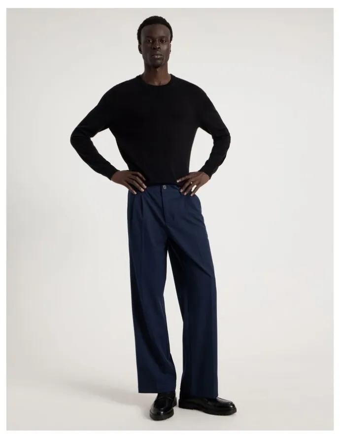Blaq Wide Leg Pleated Pant in Navy