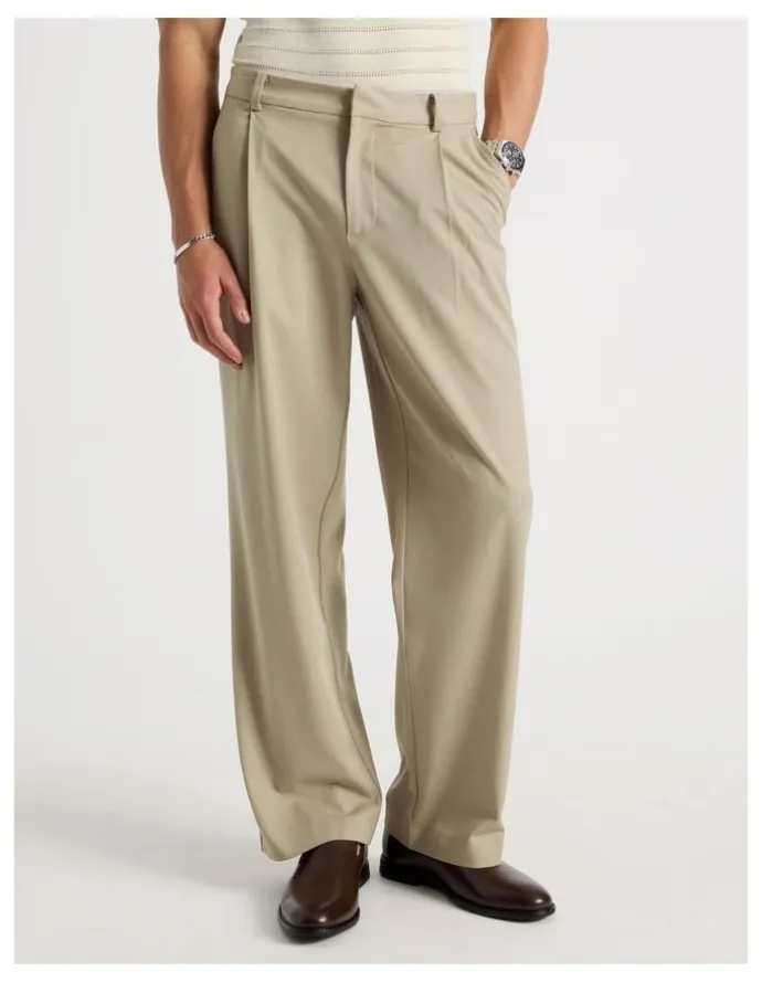 Blaq Wide Leg Pleated Trousers in Beige