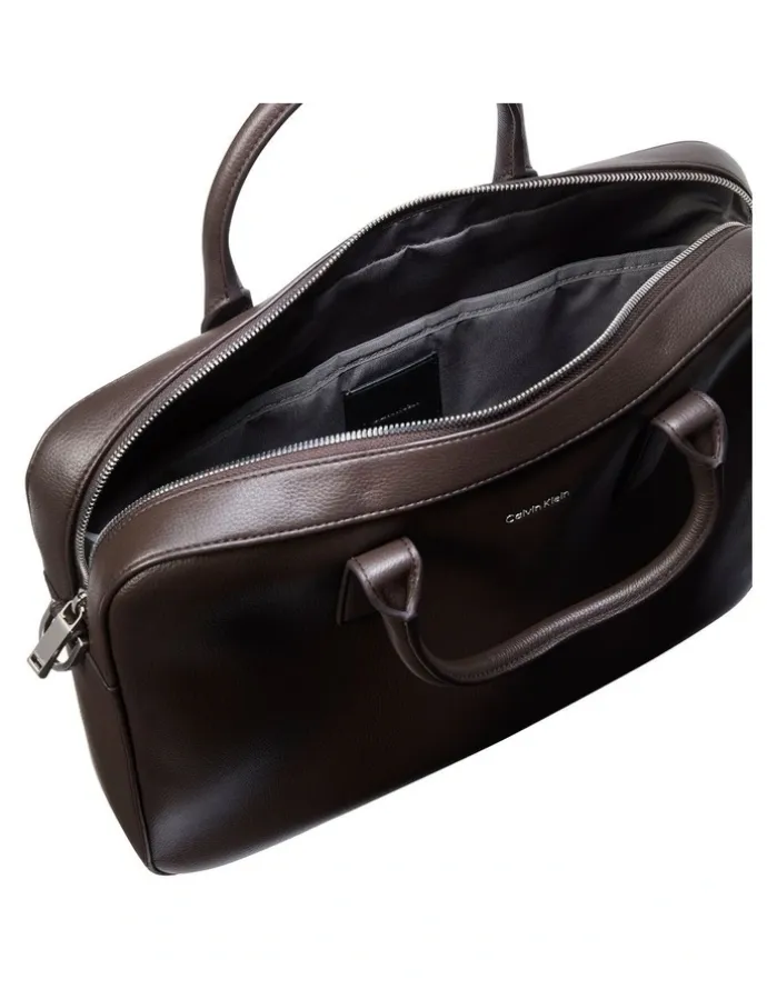 Calvin Klein Raised Commuter Bag Delicioso