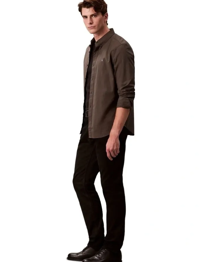Calvin Klein Jeans Standard Straight Jeans in Forever Black