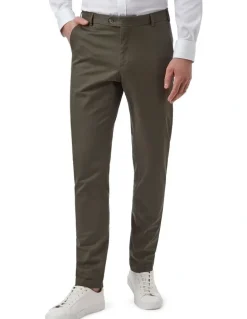 Cambridge Gerrard Tailored Fit Chino in Green