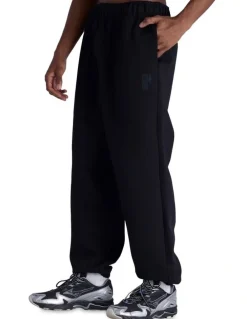 Champion Base Jogger in Black