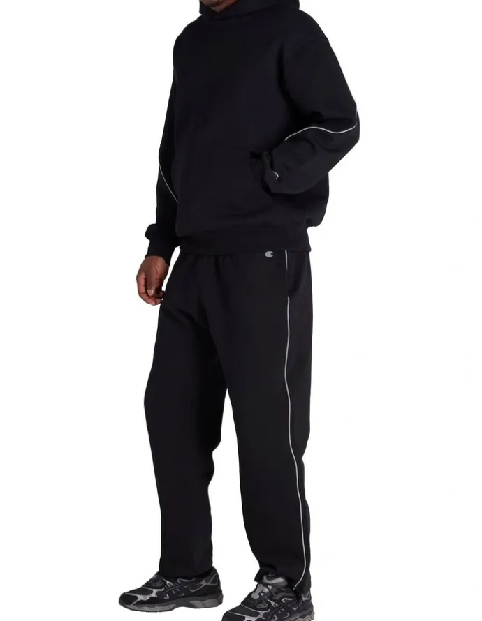 Champion Base One Jogger in Black
