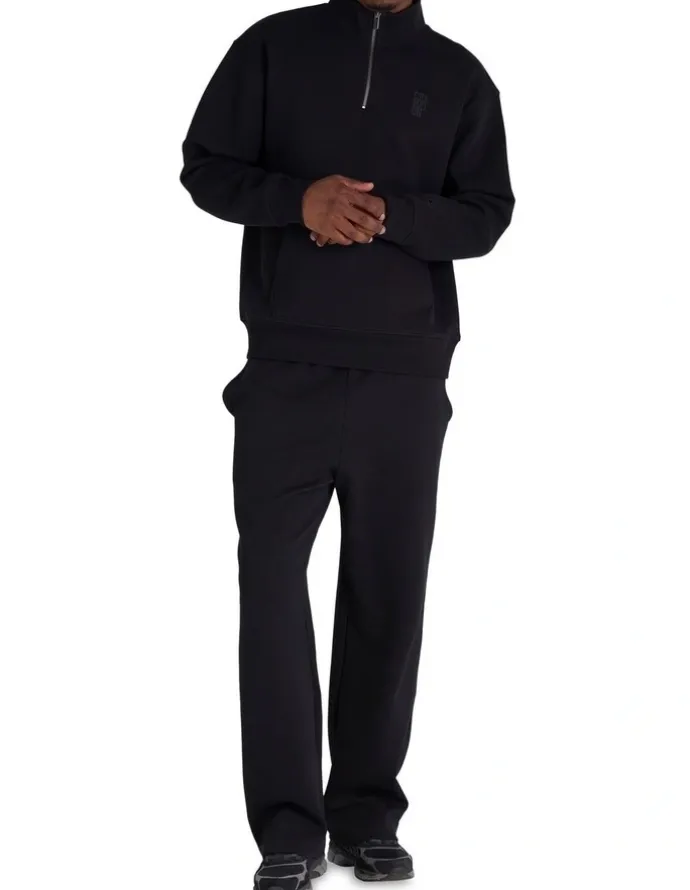 Champion Base Quarter Zip Sweat Top in Black