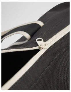 Country Road Carter Duffle Bag in Black