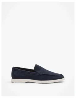 Country Road Casual Loafer in Navy