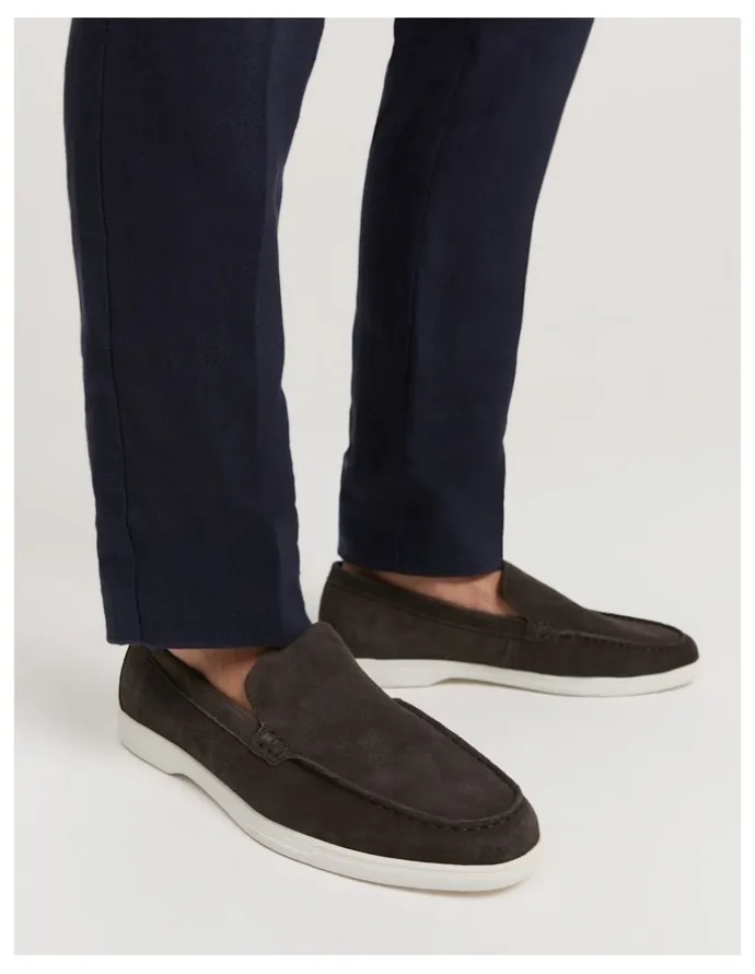 Country Road Casual Loafer in Chocolate