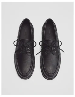 Country Road Dexter Boat Shoe in Black
