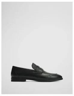 Country Road Emmett Loafer in Black
