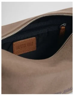 Country Road Heritage Washbag in Oak Marle
