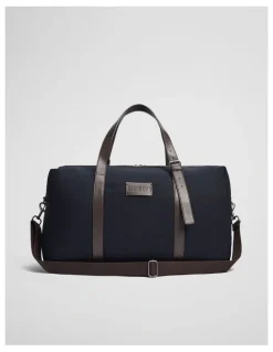 Country Road Hudson Duffle Bag in Navy