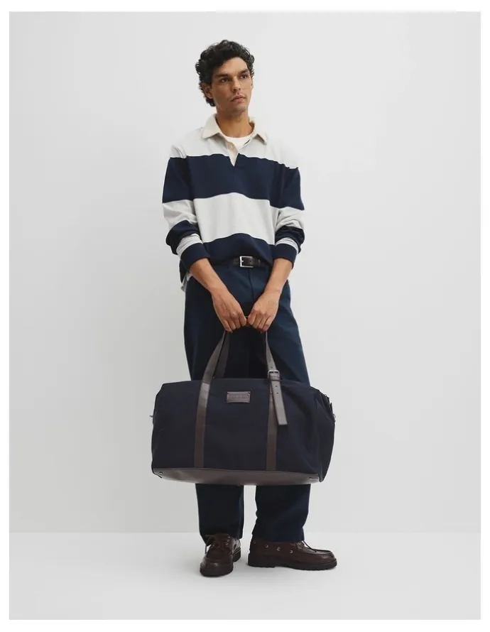 Country Road Hudson Duffle Bag in Navy