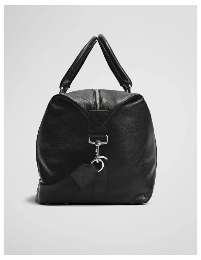 Country Road Leather Weekender in Black