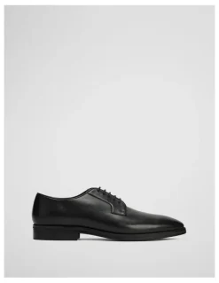 Country Road Lucas Derby in Black