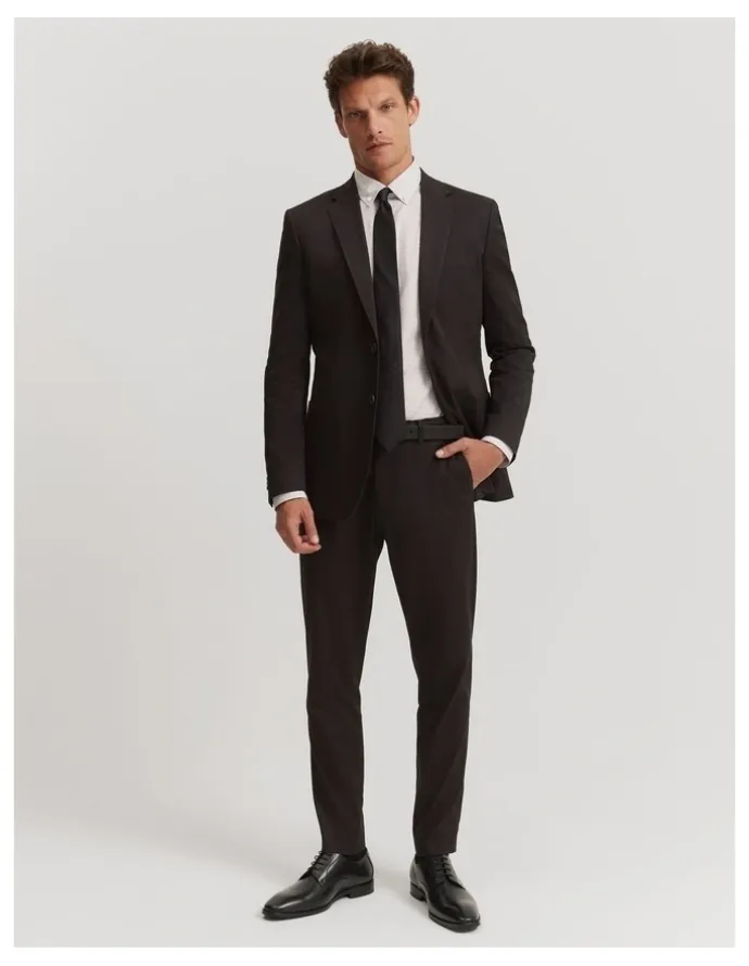 Country Road Travel Derby in Black