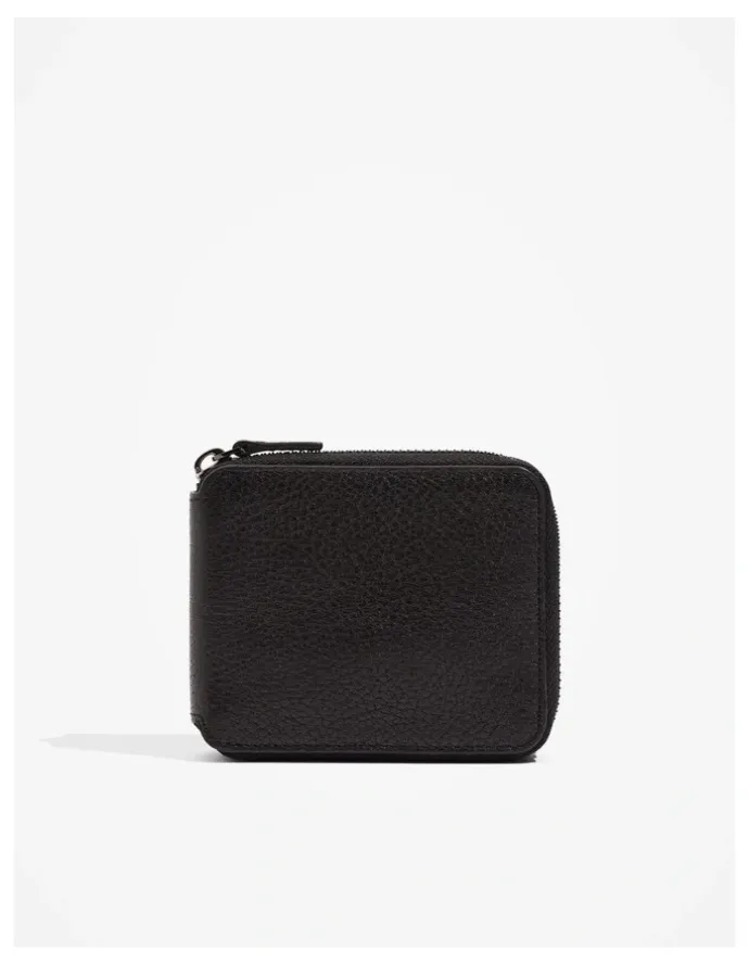 Country Road Zip-Around Wallet in Black