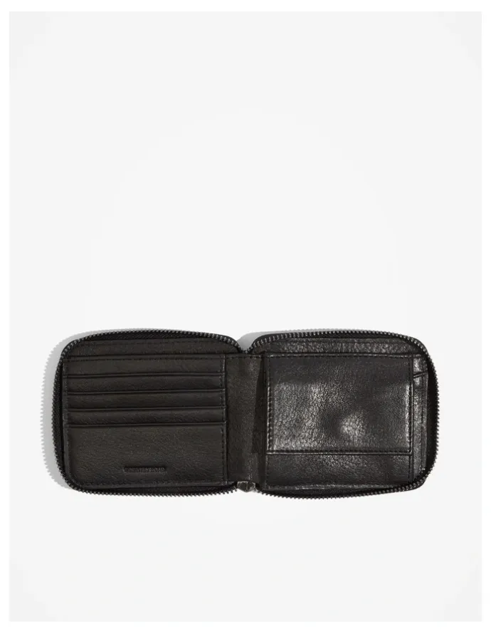 Country Road Zip-Around Wallet in Black