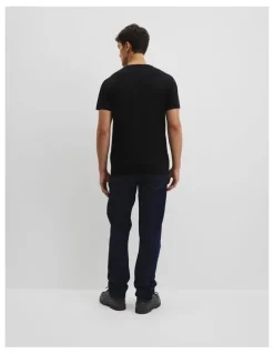 Country Road Pima Cotton V-Neck T-shirt in Black