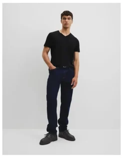 Country Road Pima Cotton V-Neck T-shirt in Black
