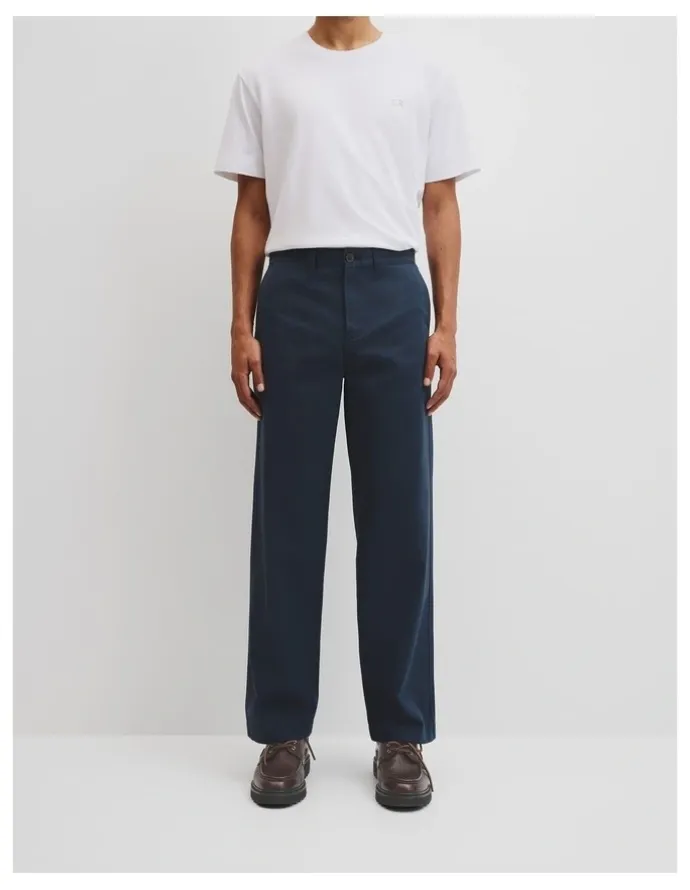 Country Road Relaxed Cotton Twill Pant in Navy