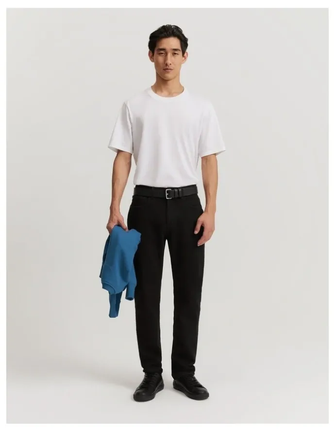 Country Road Straight Fit Denim Jeans in Black