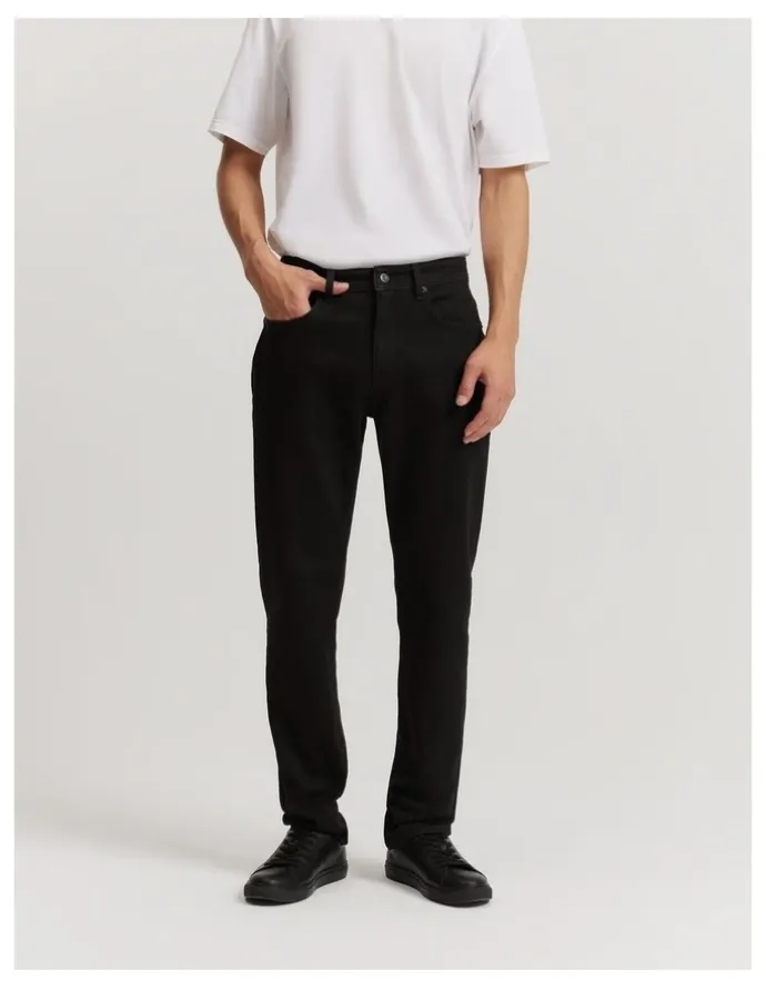 Country Road Straight Fit Denim Jeans in Black