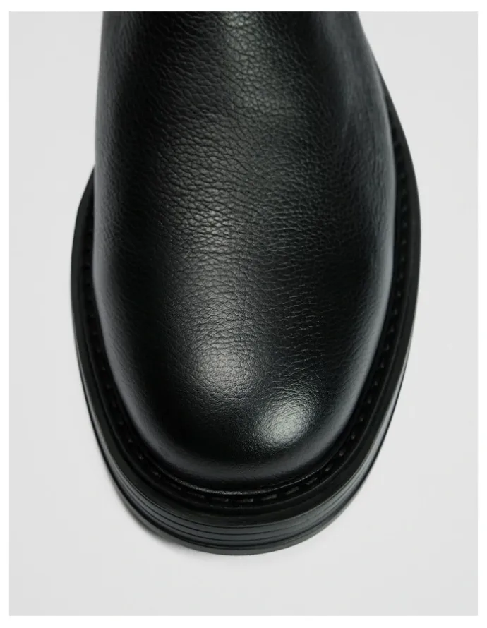 Country Road Travis Boot in Black