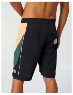 Critical Slide Warp 20 Boardshort in Black