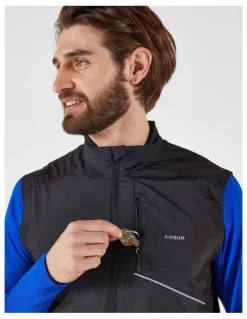 Decathlon Decathlon | KIPRUN Run 500 Men's Sleeveless Windproof Running Jacket - Black