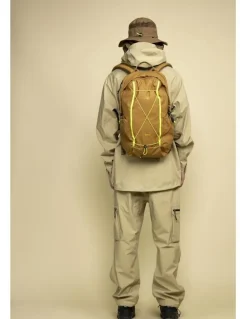 Elliker Kiln Hooded Zip Top Backpack 22L in Brown
