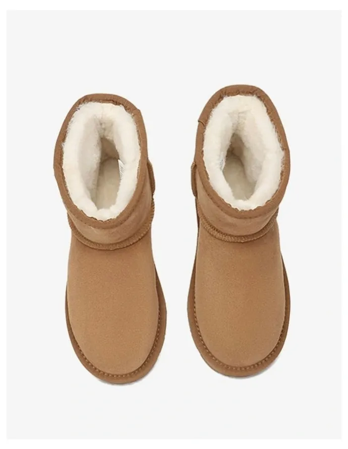 Ever AU Mini Classic Suede in Brown