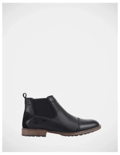 Explorer Jaxon Boots in Black