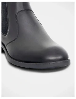 Explorer Sevan Boots in Black
