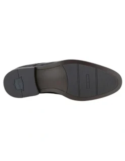 Florsheim Chadwick Cap Toe Derby Shoe in Black